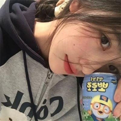 明天,我会成为谁的女友